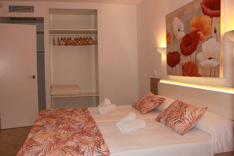 Apartamentos Posidonia Son Parc Εξωτερικό φωτογραφία